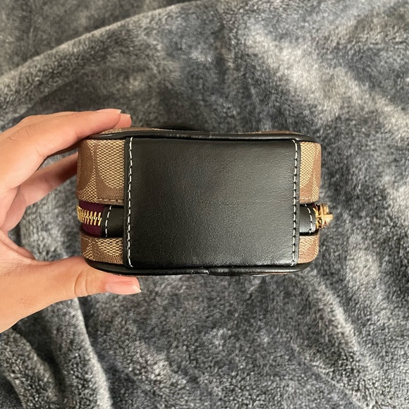 Coach Disney Villains Crossbody - Picture 5 of 5